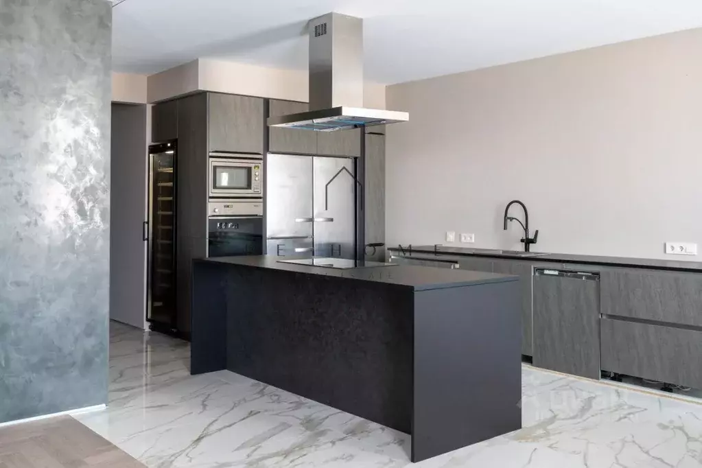 4-к кв. Санкт-Петербург Смольный просп., 17 (218.0 м) - Фото 1