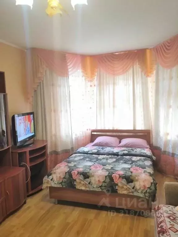 1-к кв. Орловская область, Орел Планерная ул., 54 (45.0 м) - Фото 1
