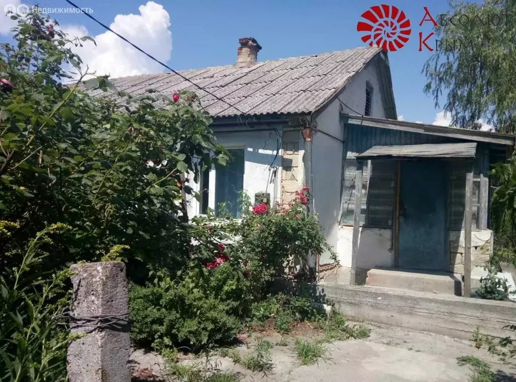 Дом в Республика Крым, муниципальный округ Феодосия, село Виноградное, ... - Фото 0