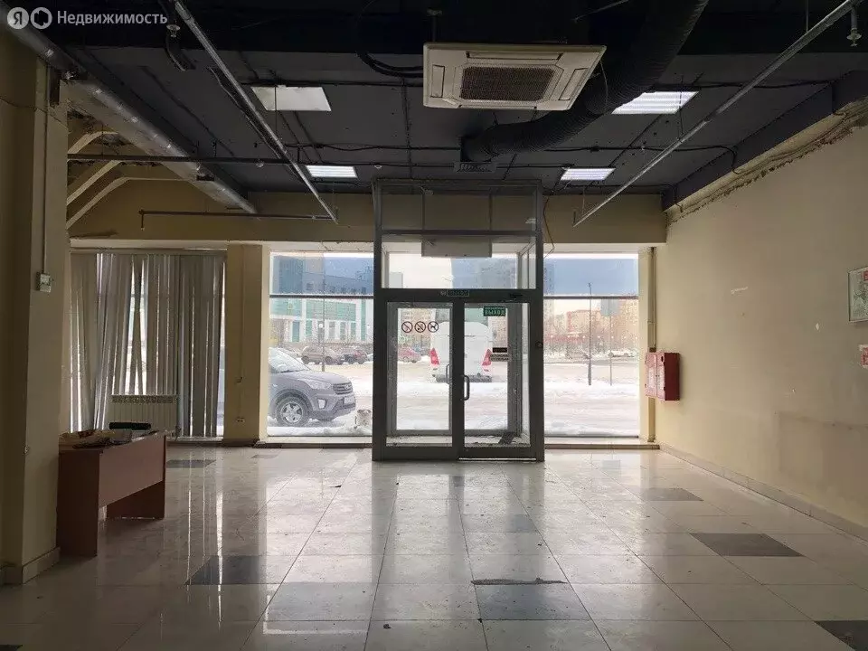 Помещение свободного назначения (2000 м) - Фото 1