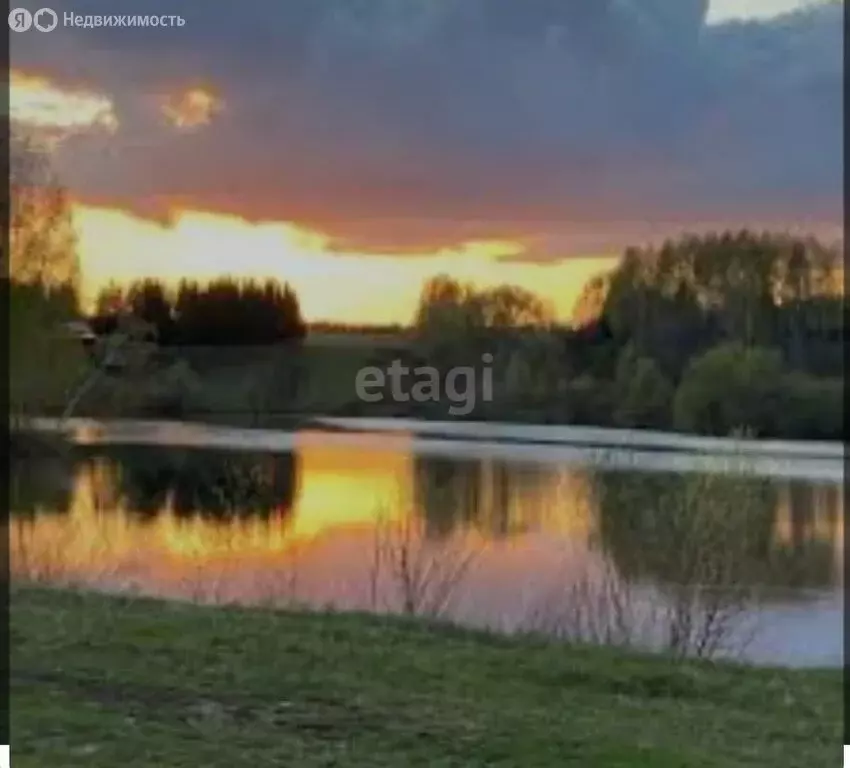 Участок в село Сурава, Центральная улица (39 м) - Фото 0