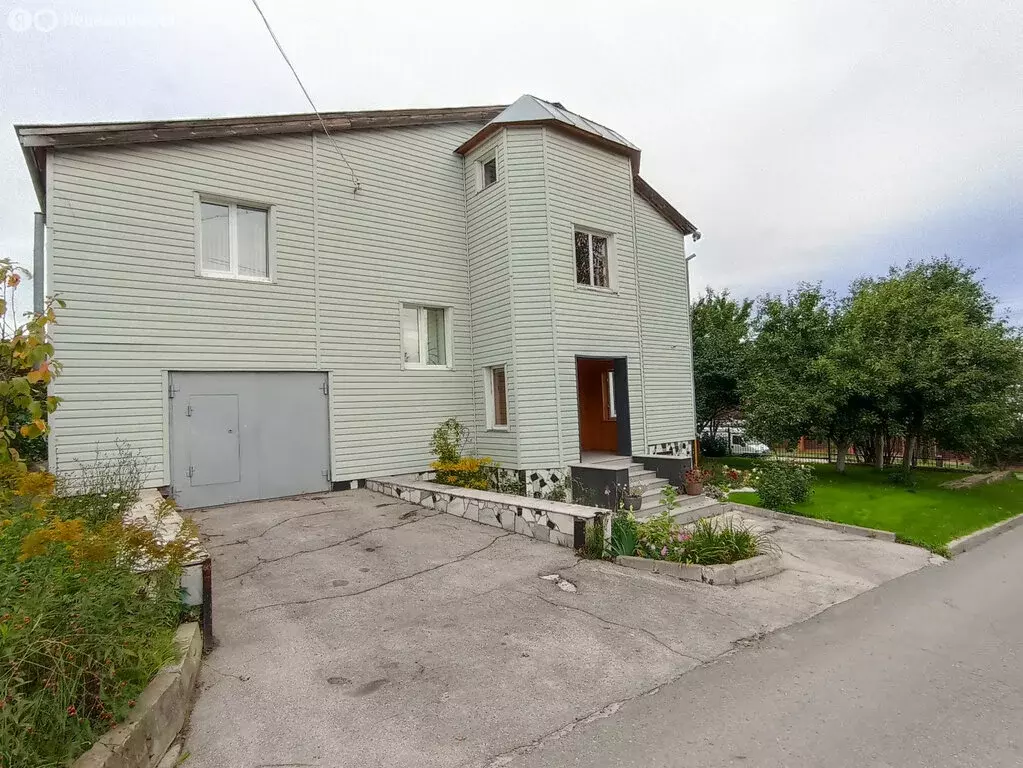 Дом в Чебоксары, улица Инженера Куприянова, 2/9 (309 м) - Фото 1