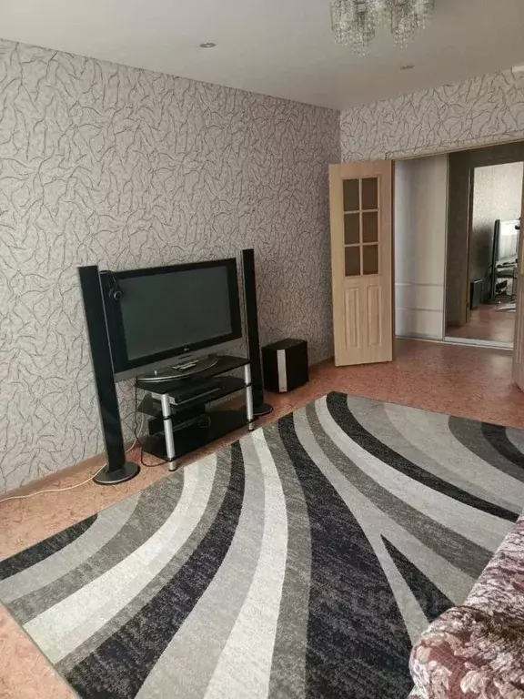 3-к кв. Омская область, Омск проезд 1-й Амурский, 7 (70.0 м) - Фото 2