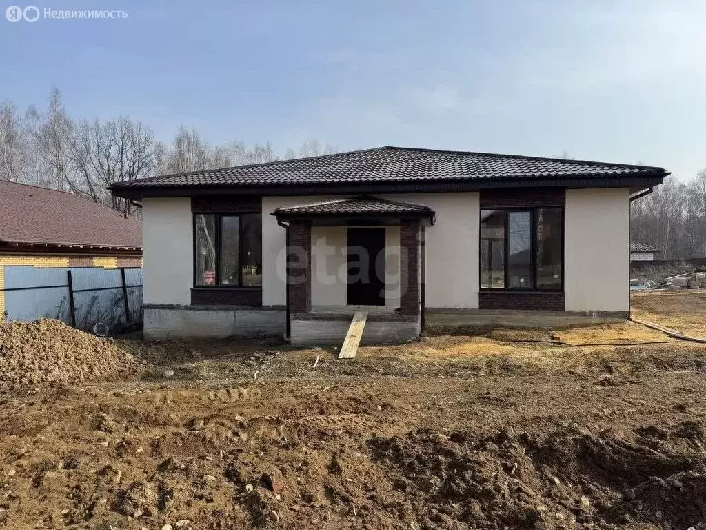 Дом в Ярославский муниципальный округ, деревня Зверинцы (110 м) - Фото 0
