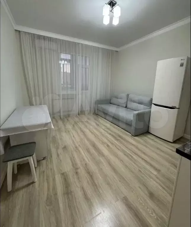 1-к. квартира, 40 м, 10/19 эт. - Фото 1