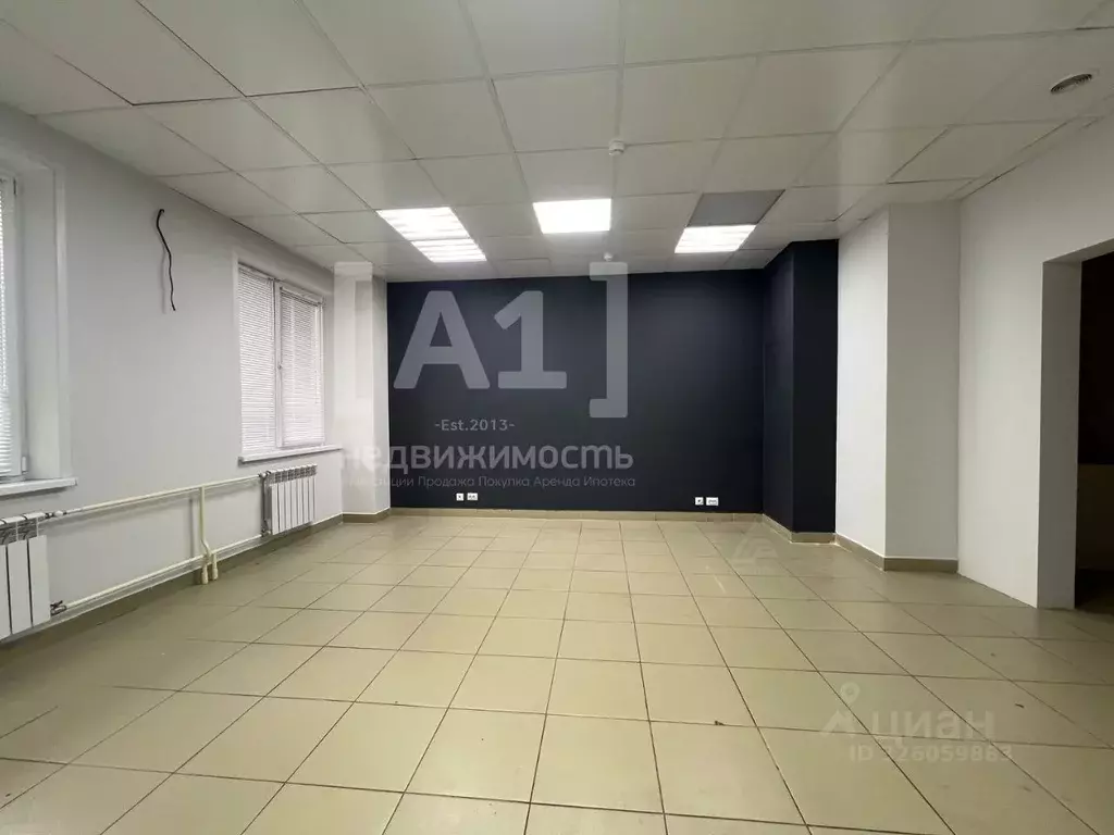 Помещение свободного назначения в Челябинская область, Челябинск ул. ... - Фото 2