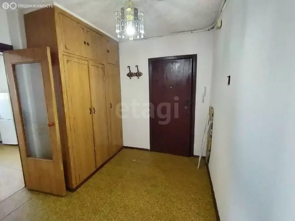 2-комнатная квартира: Арсеньев, улица Островского, 3 (52 м) - Фото 1