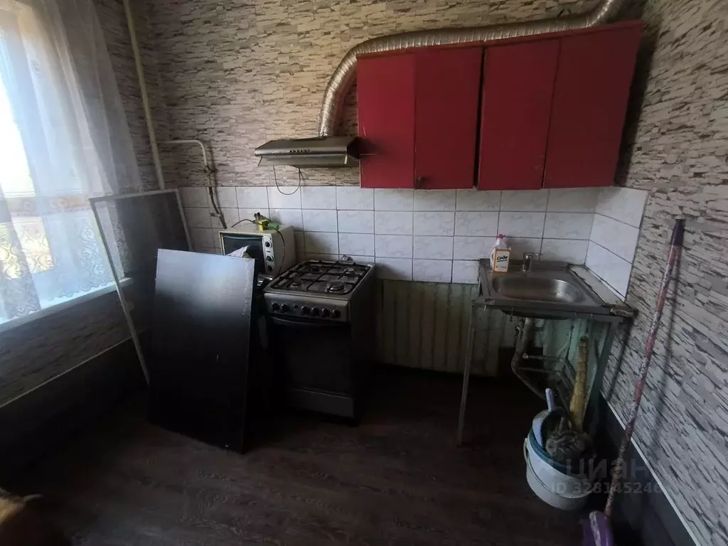 2-к кв. Брянская область, Брянск ул. Есенина, 10 (53.1 м) - Фото 1