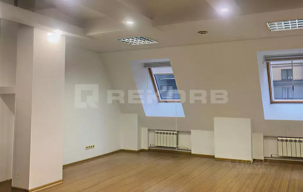 Офис в Санкт-Петербург Киевская ул., 6 (79 м) - Фото 1