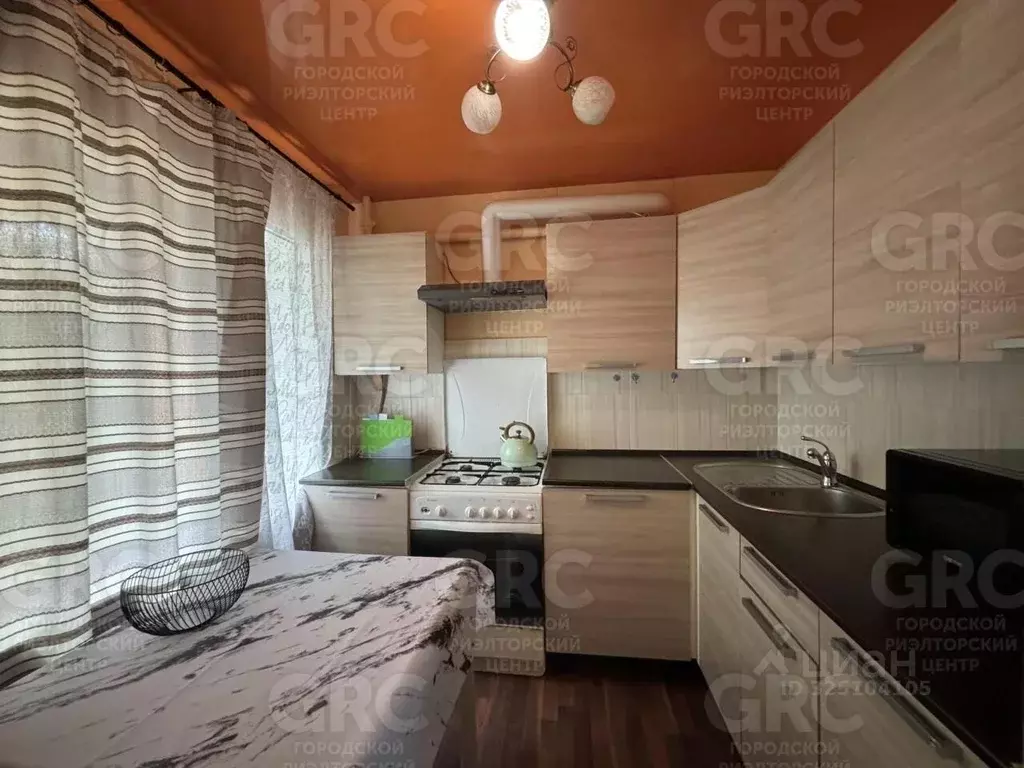 2-к кв. Краснодарский край, Сочи ул. Конституции СССР, 36 (50.0 м) - Фото 1