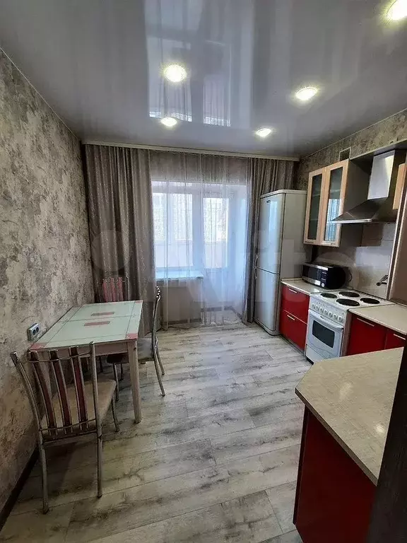 1-к. квартира, 42 м, 4/7 эт. - Фото 0