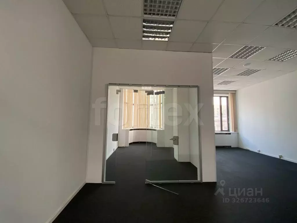 Офис в Москва 1-я Тверская-Ямская ул., 23С1 (588 м) - Фото 1