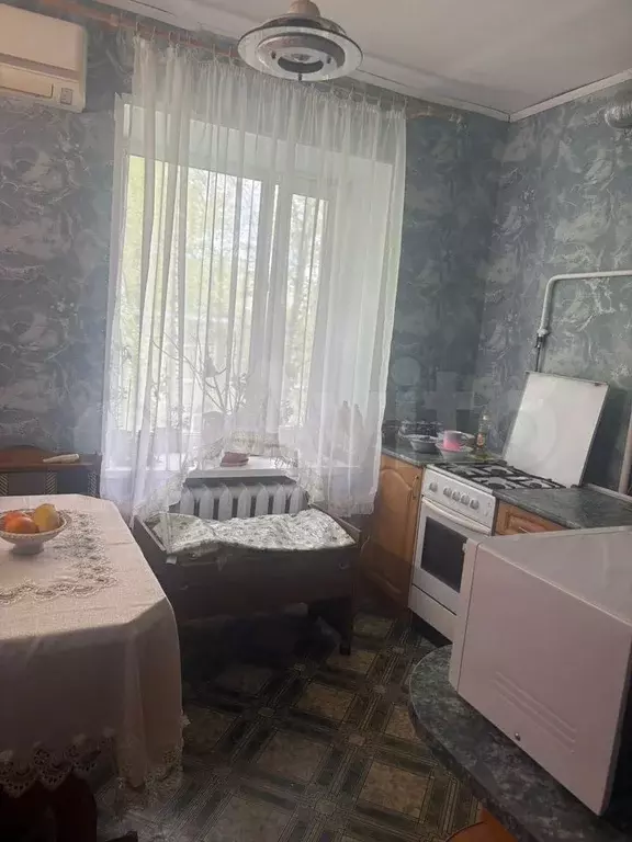 2-к. квартира, 52 м, 4/4 эт. - Фото 0