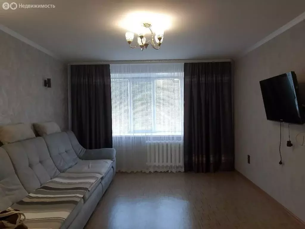 4-комнатная квартира: Ишимбай, Молодёжная улица, 6 (77.3 м) - Фото 1