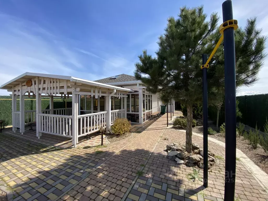 Дом в Ростовская область, Неклиновский район, Поляковское с/пос, с. ... - Фото 1