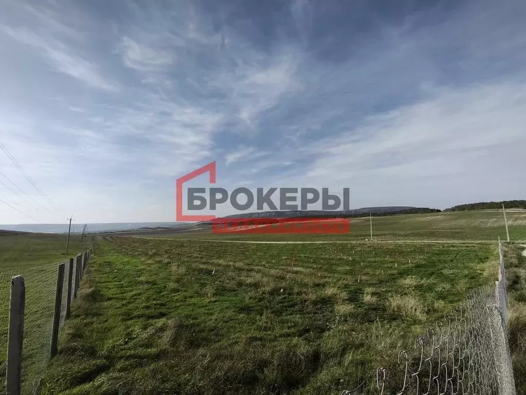 Участок в Крым, Бахчисарайский район, Железнодорожненское с/пос, с. ... - Фото 2