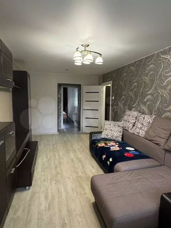 2-к. квартира, 46 м, 1/5 эт. - Фото 0