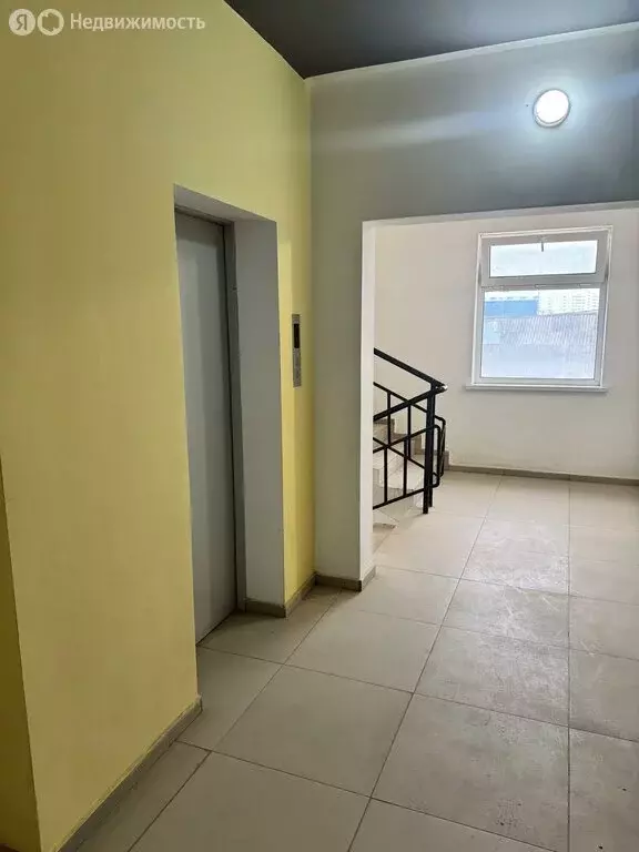 Квартира-студия: Якутск, улица Притузова, 6А (28.1 м) - Фото 2