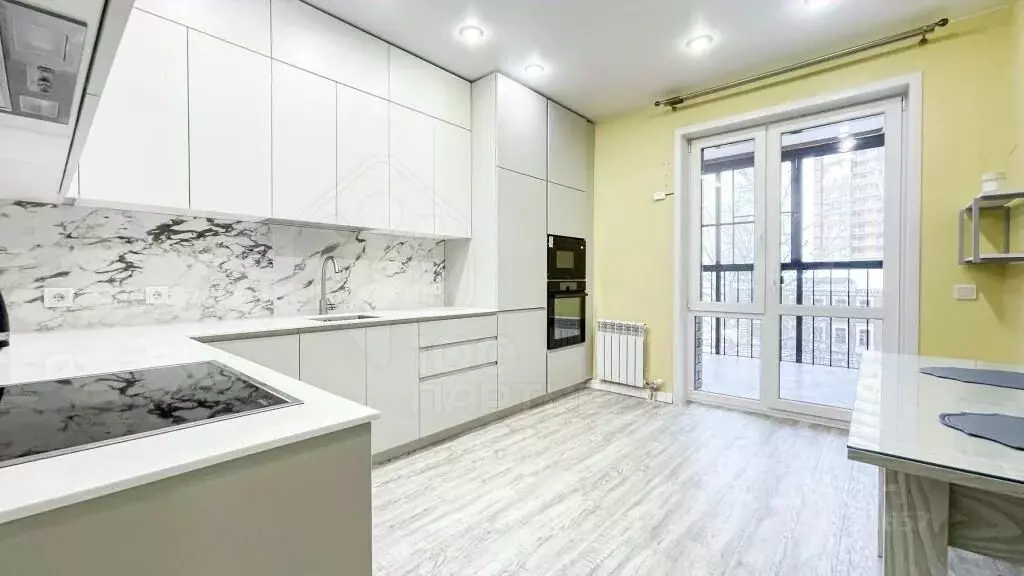 2-к кв. Иркутская область, Иркутск ул. Пискунова, 138/1 (64.0 м) - Фото 0