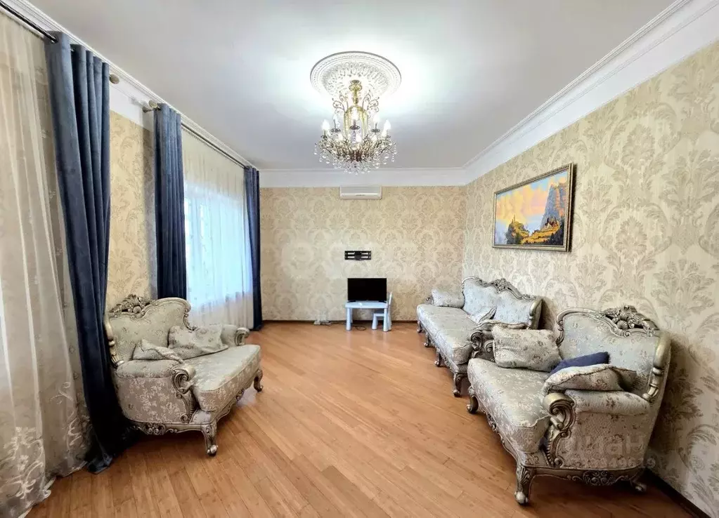 4-к кв. Дагестан, Махачкала ул. Ушакова, 9 (124.0 м) - Фото 1