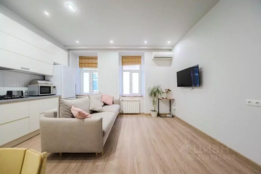 1-к кв. Санкт-Петербург 7-я Васильевского острова линия, 38Б (50.0 м) - Фото 2