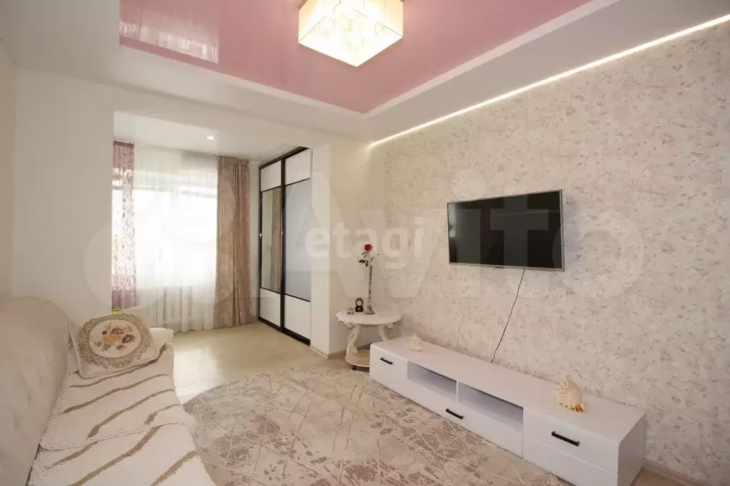1-к. квартира, 45,7 м, 5/5 эт. - Фото 0