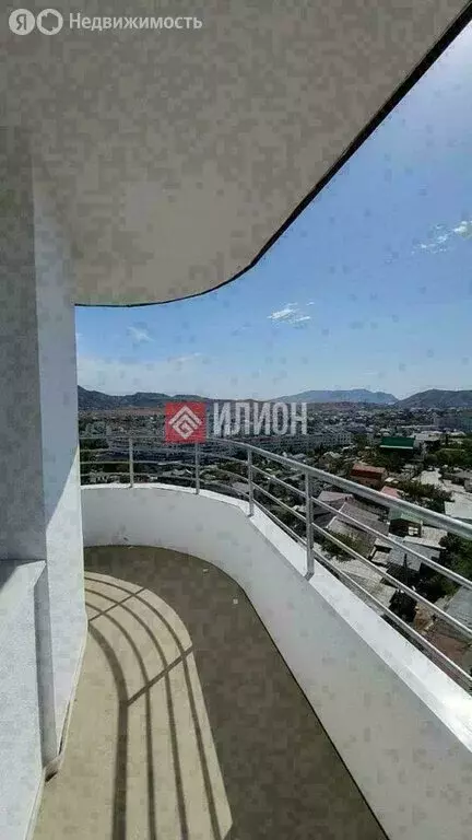 2-комнатная квартира: Судак, Серный переулок, 12 (80.2 м) - Фото 2