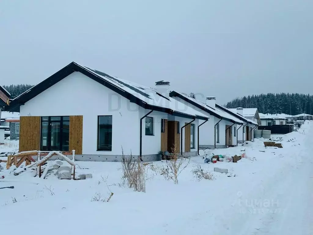 Дом в Свердловская область, Сысертский городской округ, д. Малое ... - Фото 1