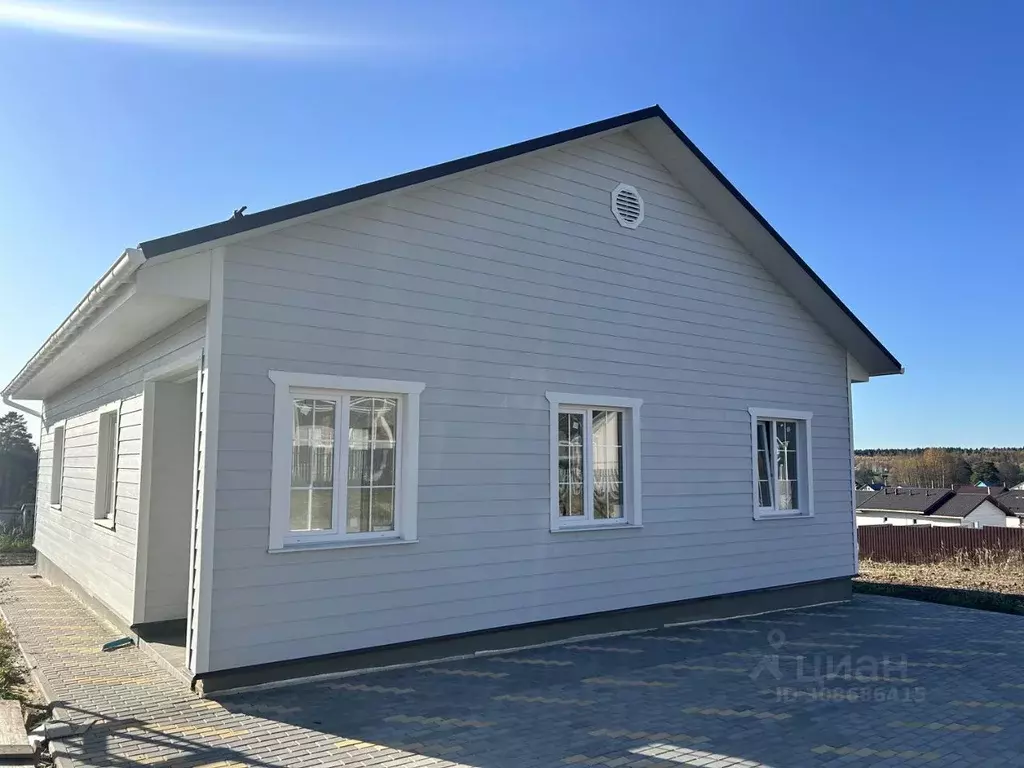 Дом в Калужская область, Жуковский муниципальный округ, Корсаково ... - Фото 2