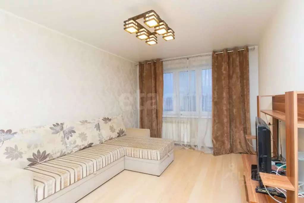 3-к кв. Тюменская область, Тюмень ул. Стартовая, 5 (65.0 м) - Фото 1