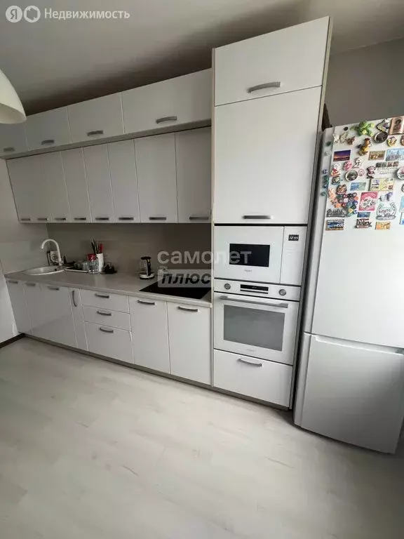 2-комнатная квартира: Омск, Осоавиахимовская улица, 181к3 (58.3 м) - Фото 1