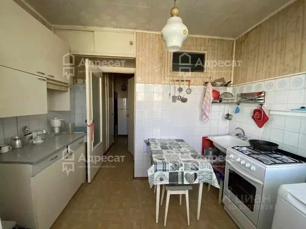 3-к кв. Волгоградская область, Волгоград Донецкая ул., 3 (58.0 м) - Фото 1