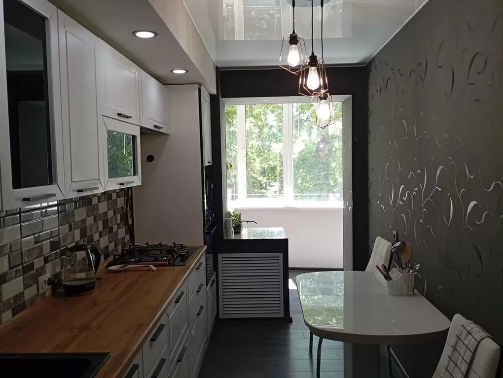 2-к кв. Краснодарский край, Анапа 12-й мкр, 32 (50.0 м) - Фото 1