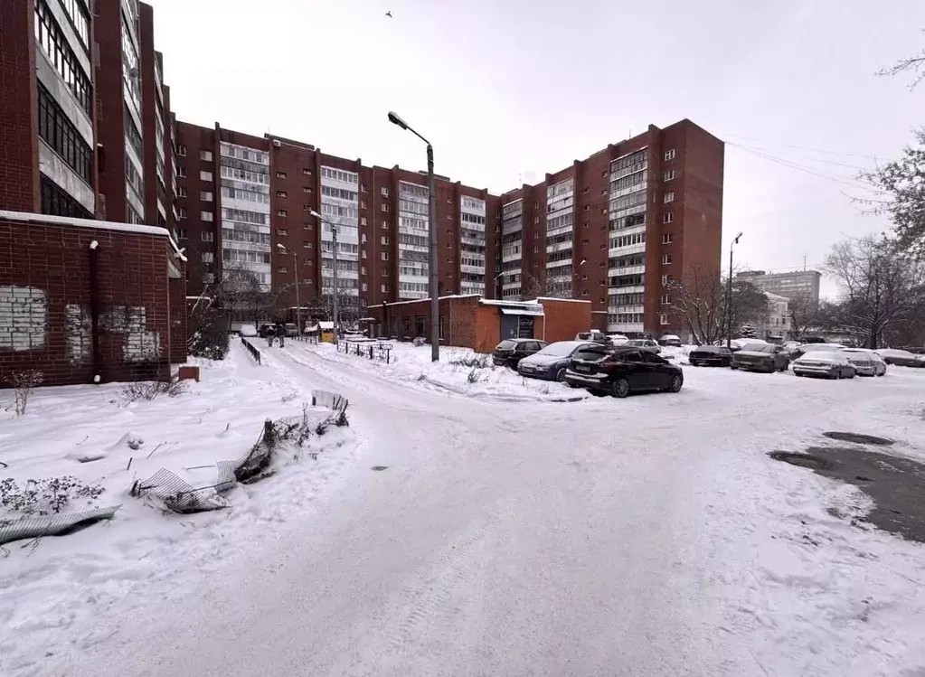 4-к кв. Свердловская область, Екатеринбург ул. Лодыгина, 11 (76.4 м) - Фото 0