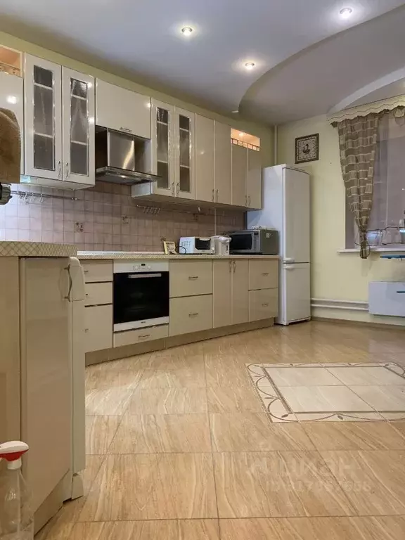 2-к кв. Московская область, Красногорск Успенская ул., 24 (73.0 м) - Фото 0