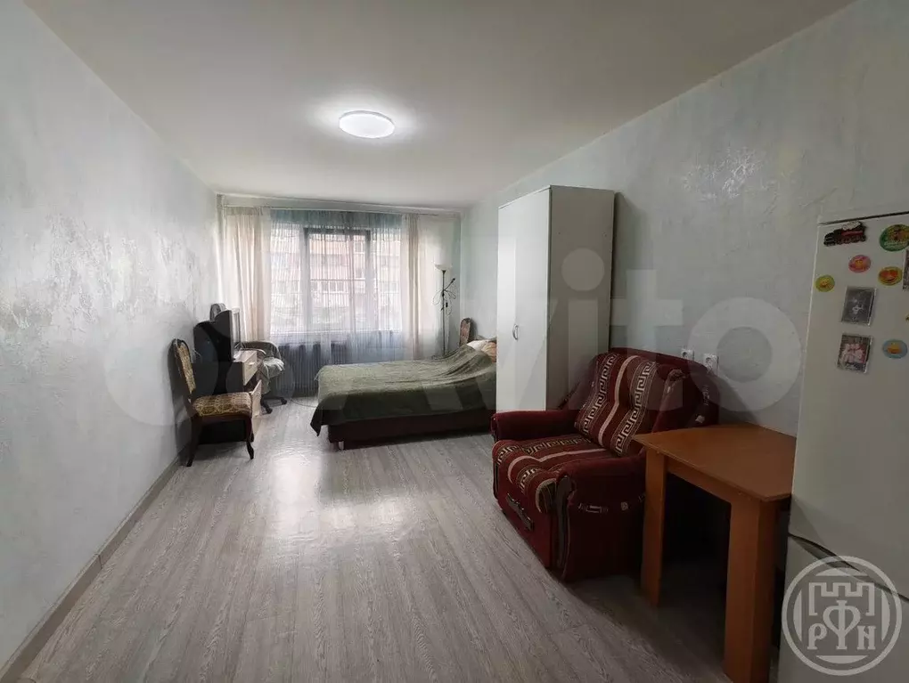 Комната 18 м в 4-к., 1/9 эт. - Фото 0