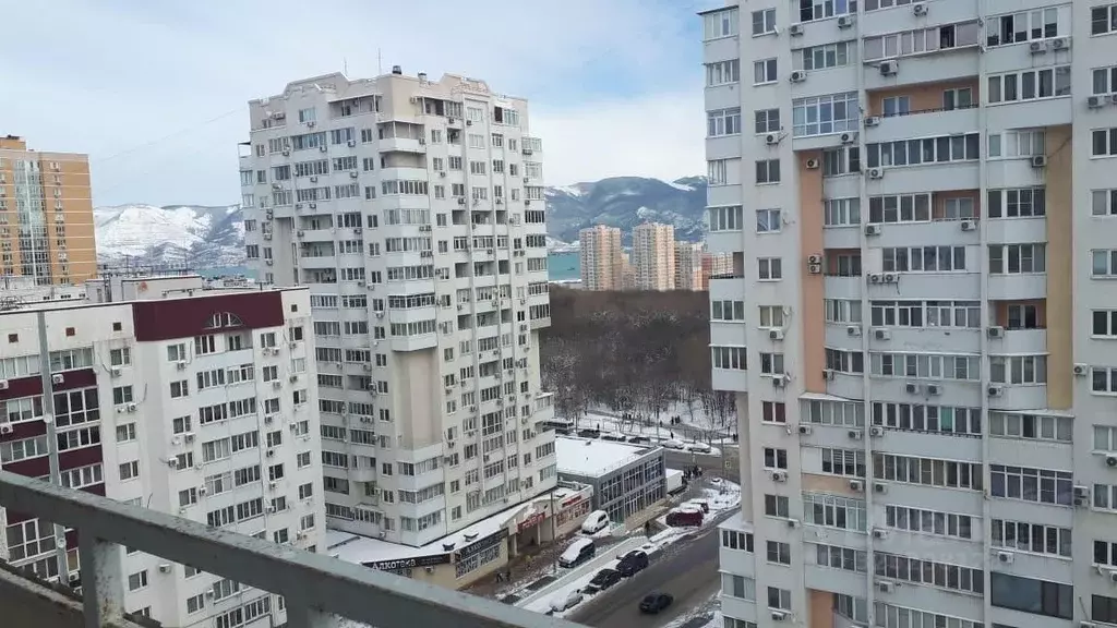 2-к кв. Краснодарский край, Новороссийск Южная ул., 11 (70.0 м) - Фото 1