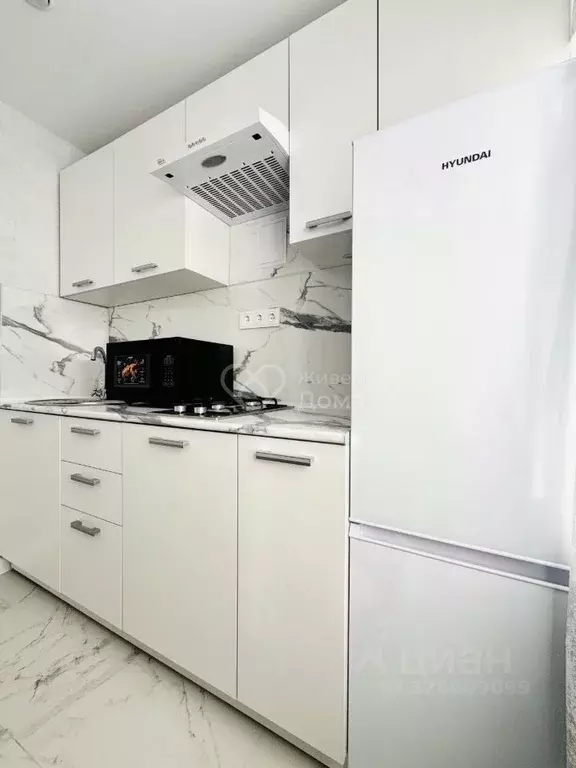 2-к кв. Волгоградская область, Волгоград ул. Петра Гончарова, 1 (44.4 ... - Фото 2