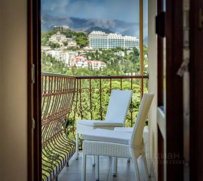 2-к кв. Крым, Ялта ул. Пушкинская, 9Б (71.0 м) - Фото 1