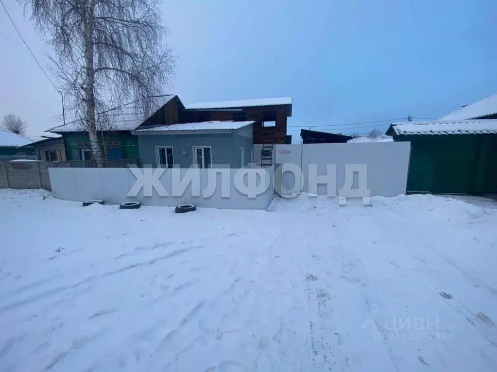 Дом в Хакасия, Абакан ул. Бограда (100 м) - Фото 2