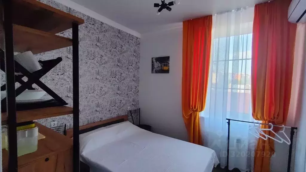 Комната Краснодарский край, Краснодар просп. Римский, 8 - Фото 1