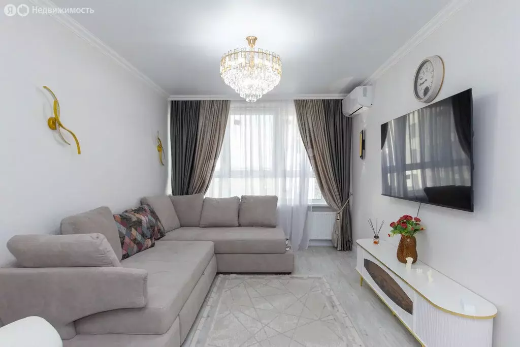 2-комнатная квартира: Тюмень, улица Павла Никольского, 10к1 (52 м) - Фото 1