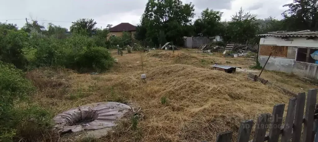 Участок в Волгоградская область, Волгоград ул. Джамбула Джабаева, ... - Фото 0
