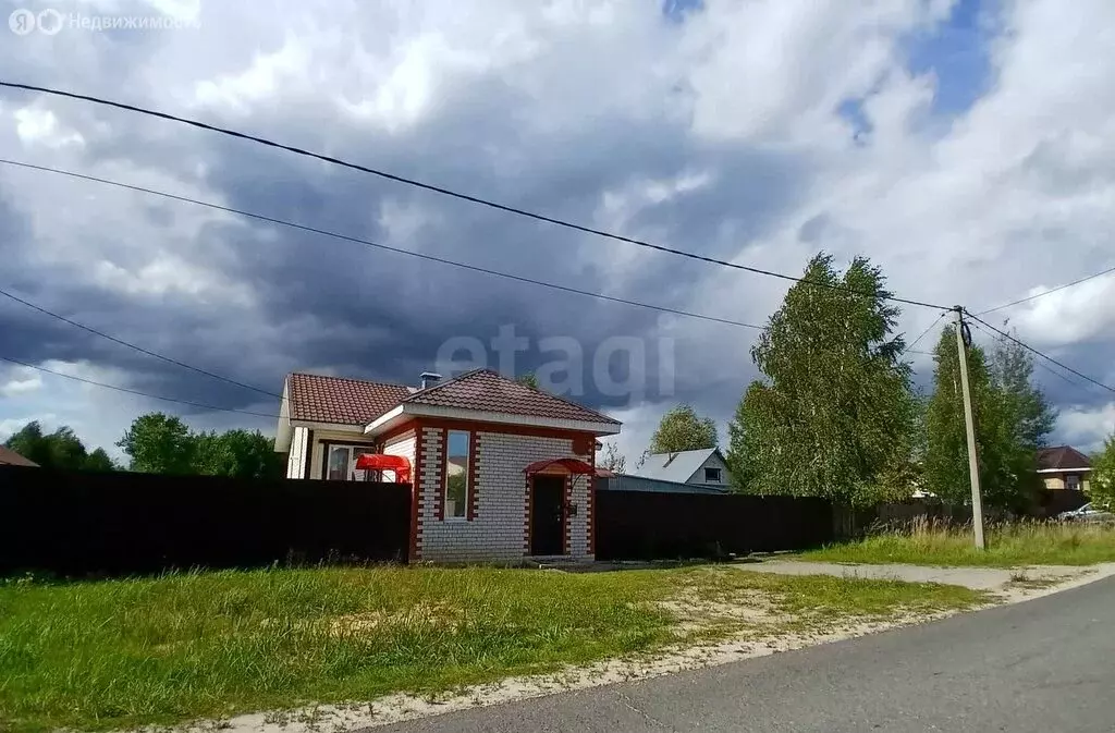 Дом в Нижегородская область, городской округ Выкса, село Верхняя Верея ... - Фото 0