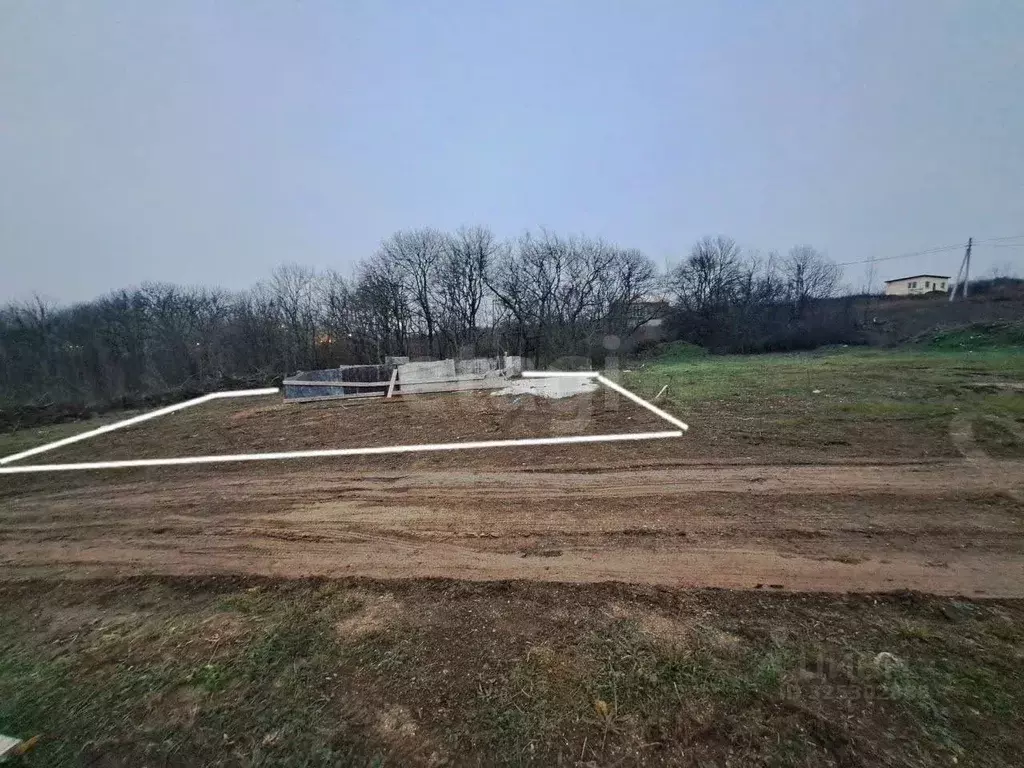 Участок в Краснодарский край, Новороссийск городской округ, пос. ... - Фото 1