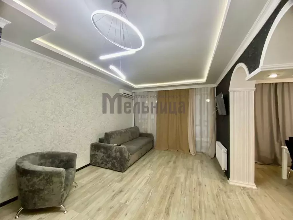2-к кв. Волгоградская область, Волгоград Селенгинская ул., 11 (70.0 м) - Фото 1