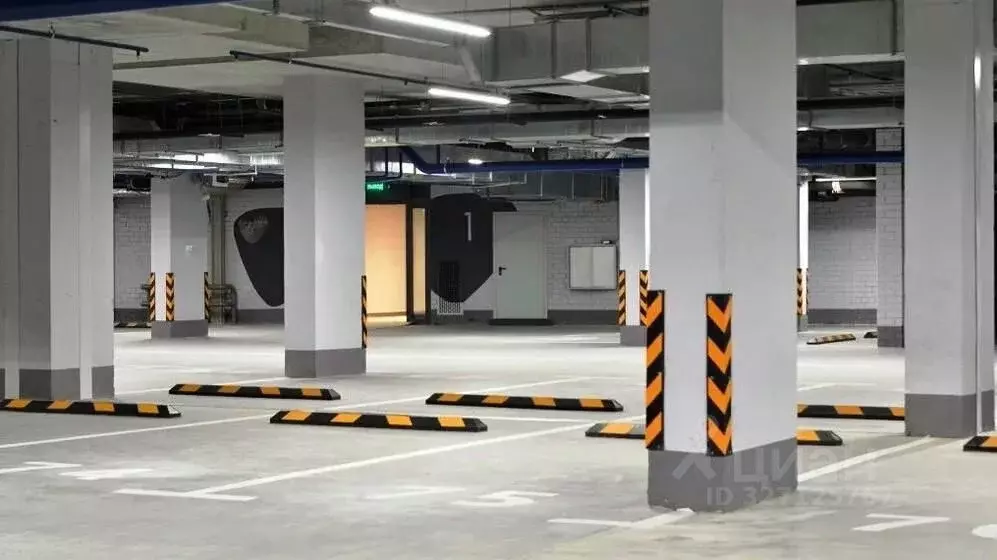 Гараж в Свердловская область, Екатеринбург ул. Радищева, 24 (16 м) - Фото 2