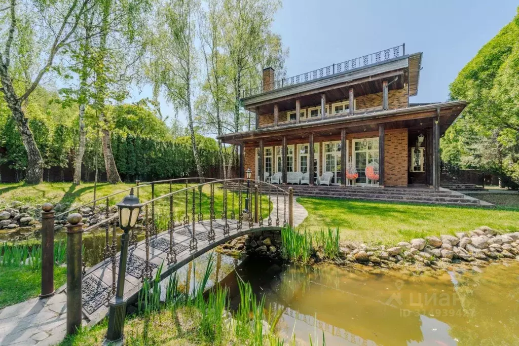 Дом в Москва пос. Внуково, ул. Кольцевая, 28 (600 м) - Фото 1