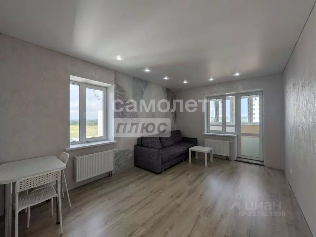3-к кв. Башкортостан, Уфа ул. Ярмарочная, 15 (68.1 м) - Фото 1