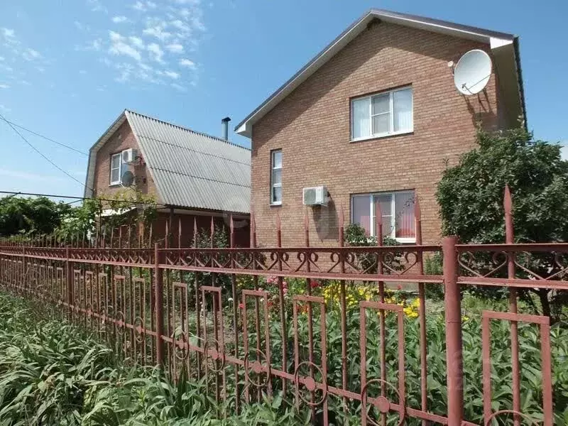 Дом в Ростовская область, Неклиновский район, с. Вареновка Садовая ул. ... - Фото 1